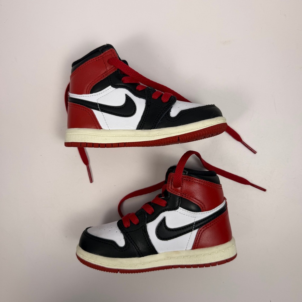 Nike Sky Jordan 1 Retro High Kids 7C Sneakers Red Black White FD1413-106